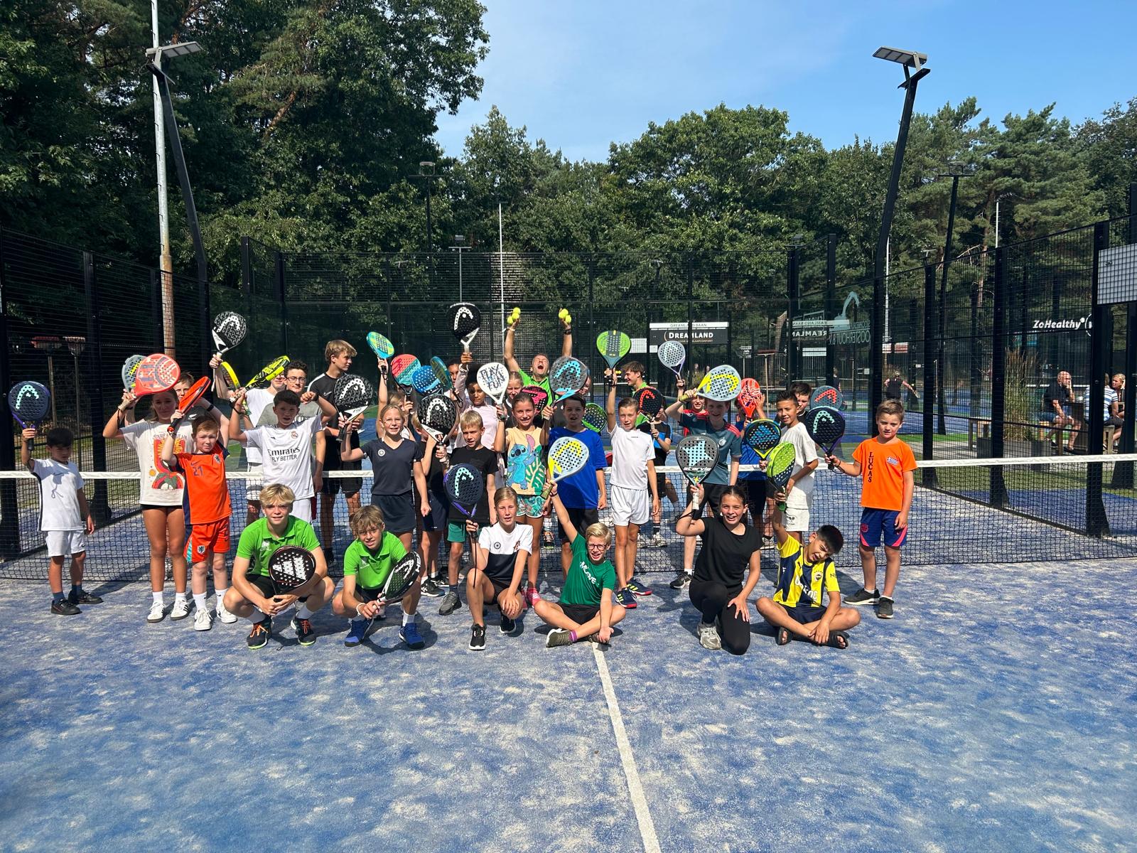 Padelactiviteit voor de jeugd van 12-18 jaar